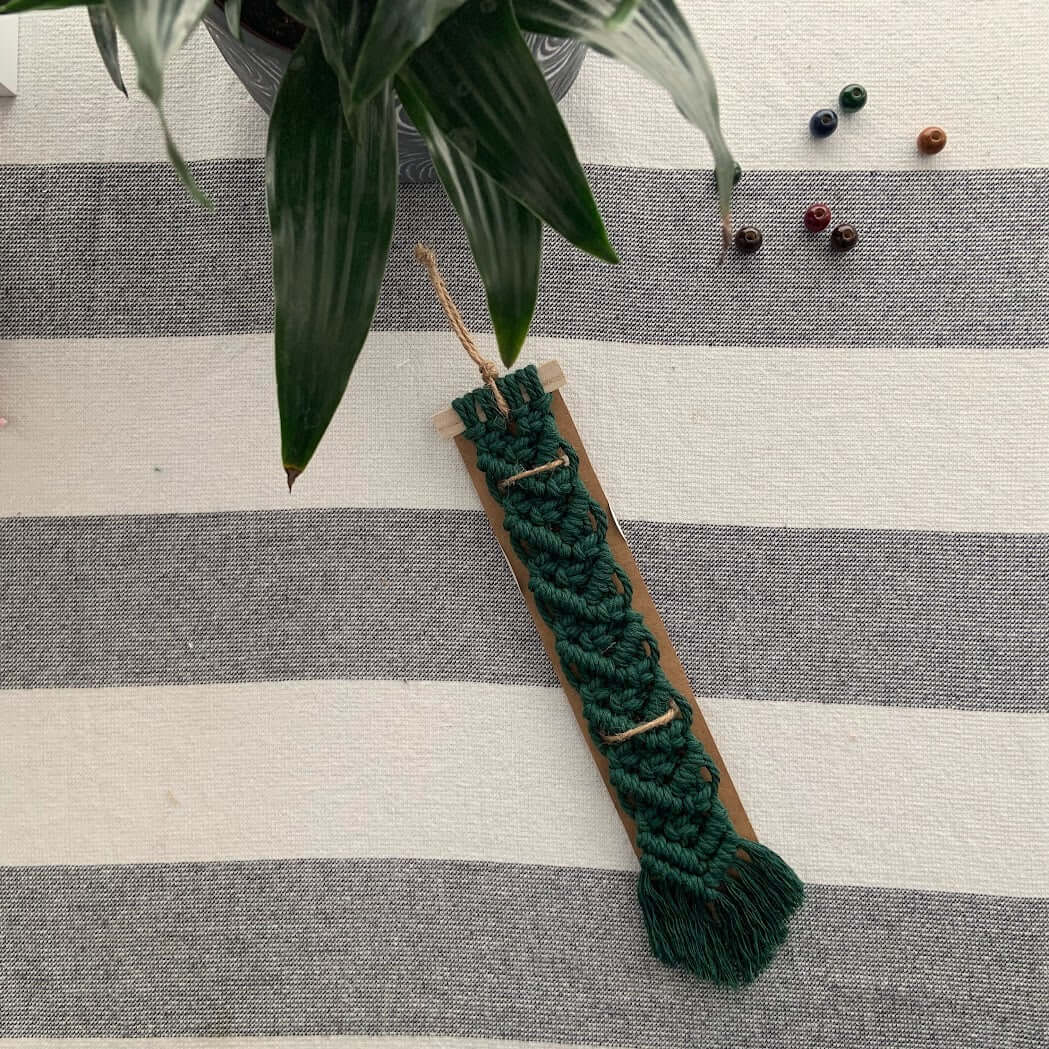 Diamond Weave Macrame Bookmark - StylishKnots