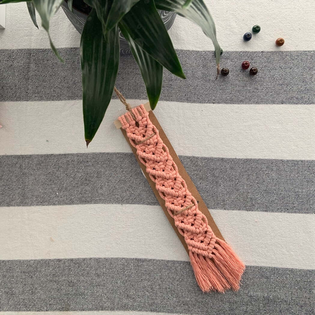 Diamond Weave Macrame Bookmark - StylishKnots